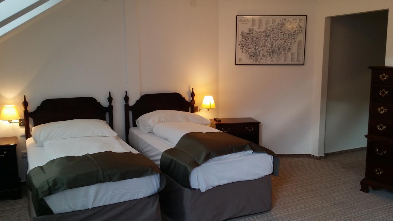 Opera Loft Rooms And Apartments 부다페스트 외부 사진